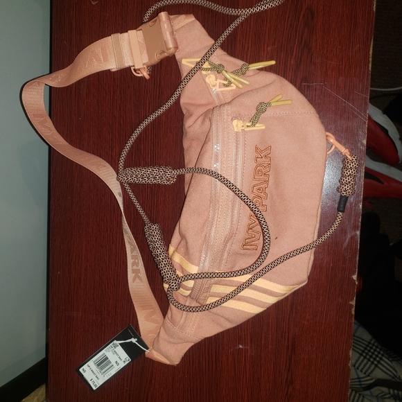 Ivy Park waist bag - Picture 2 of 4
